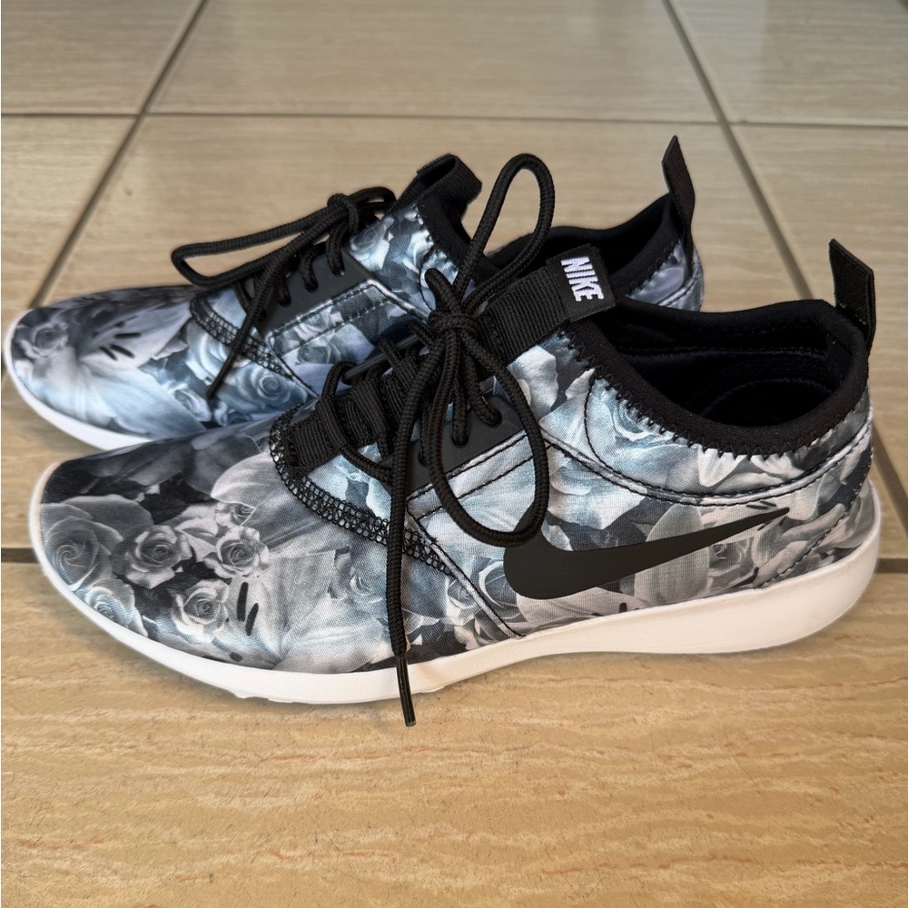 Nike Juvenate Women's Floral Black and Gray Sneakers